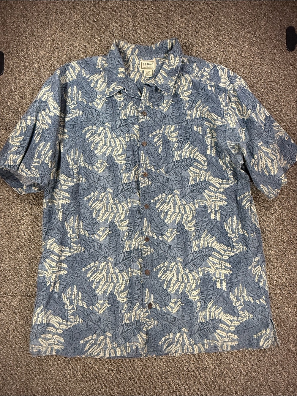 L.L. Bean Blue Hawaiian Print Short-Sleeve Button-Down